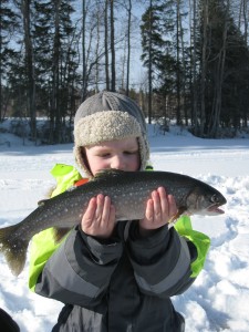 Storfiskaren Benjamin!med sin röding ,ca 1kg.